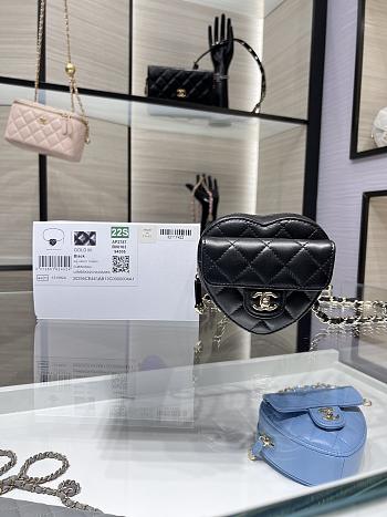 Colestore Chanel Heart Bag Black 11x10x4cm