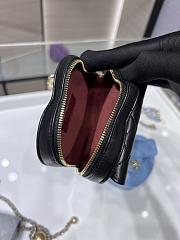 Colestore Chanel Heart Bag Black 11x10x4cm - 2