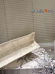 Colestore Dior Book Tote Latte Dior Cabinet de la Mer Embroidery 36 cm - 4