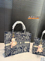 Colestore Dior Book Tote Blue and Ecru Toile de Jouy Reverse Embroidery 42cm - 1