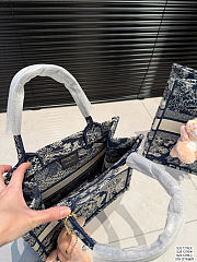 Colestore Dior Book Tote Blue and Ecru Toile de Jouy Reverse Embroidery 42cm - 4