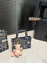 Colestore Dior Book Tote Blue and Ecru Toile de Jouy Reverse Embroidery 23cm - 1