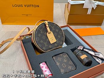 Colestore Louis Vuitton Combo Around Me PM Bag 19 16 cm x card holder 10 8 cm x lipstick bag 5 9 cm x scarf