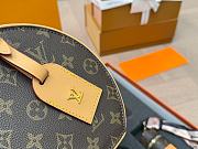 Colestore Louis Vuitton Combo Around Me PM Bag 19 16 cm x card holder 10 8 cm x lipstick bag 5 9 cm x scarf - 3