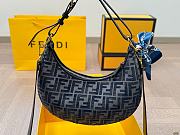 Colestore Fendi Small Fendigraphy Jacquard FF Sshoulder Bag 28 x 16 cm - 5
