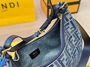 Colestore Fendi Small Fendigraphy Jacquard FF Sshoulder Bag 28 x 16 cm - 3