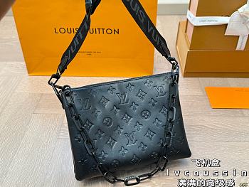 Colestore Louis Vuitton Coussin Black 26 x 20 cm