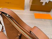 Colestore Louis Vuitton CarryAll Brown 29 x 24 cm - 3