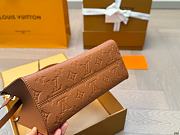 Colestore Louis Vuitton OnTheGo Brown 25 x 19 cm - 6