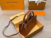 Colestore Louis Vuitton OnTheGo Brown 25 x 19 cm - 4