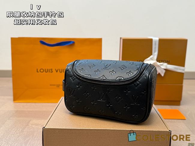 Colestore Louis Vuitton Toiletry Bag Black 13 x 23 cm - 1