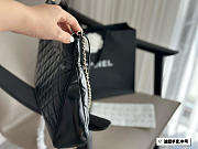 Colestore Chanel 31 Large Shopping Bag Black 36 x 30 cm - 6