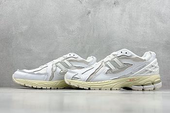 Colestore New Balance 1906A Concrete Silver Metallic