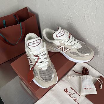 Colestore New Balance x Loro Piana  MiUSA Red