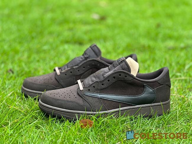 Colestore Travis Scott x Air Jordan 1 Low OG 
