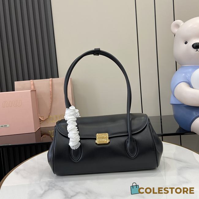 Colestore Miu Miu Leather shoulder bag KWD 945 Black 28x11x15cm - 1