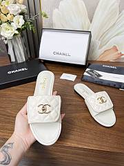 Colestore Chanel Classic Double C Buckle Slippers White - 5