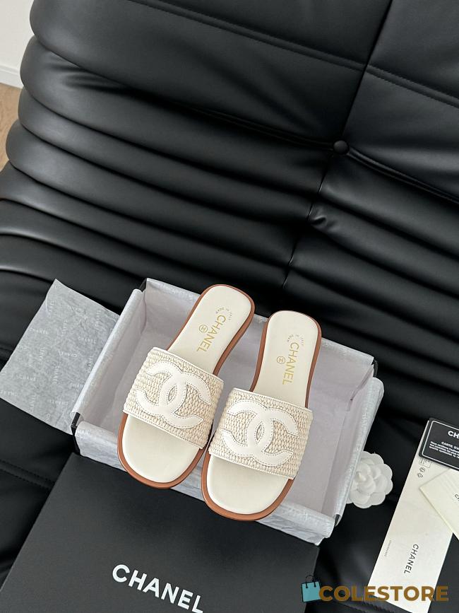 Colestore Chanel White Palm Fiber Slippers White - 1