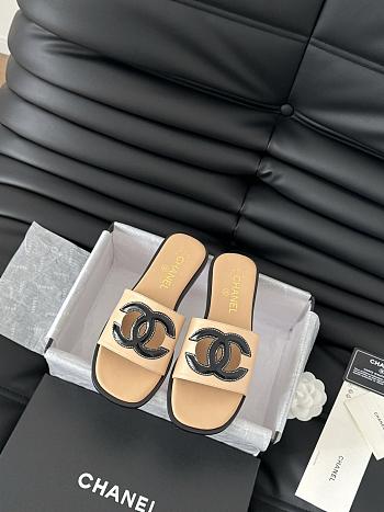 Colestore Chanel Women Slide Brown