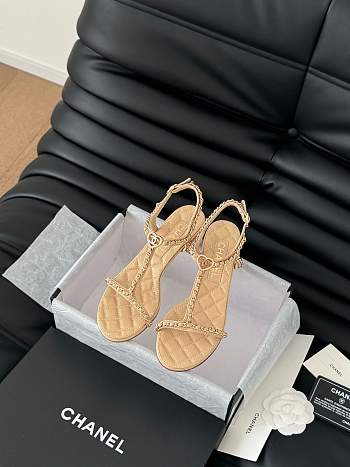 Colestore Chanel Beige Lambskin Chain CC Logo Thong Sandals Heels Beige 5cm