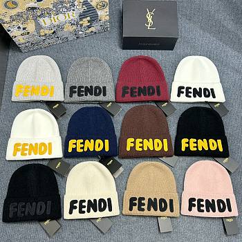Colestore Fendi Beanie Multicolor 02
