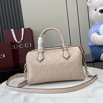 Colestore Gucci GG Emblem Small Top Handle Bag Beige 25.5x16x14cm