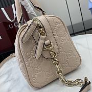 Colestore Gucci GG Emblem Small Top Handle Bag Beige 25.5x16x14cm - 3