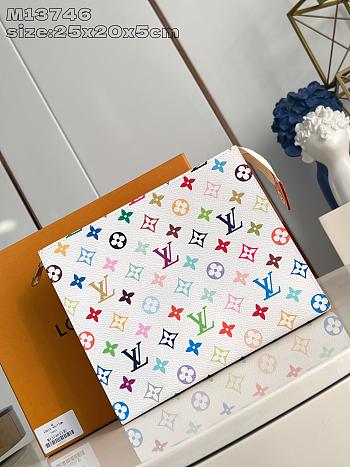 Colestore Louis Vuitton x Takashi Murakami Toiletry Pouch White 25 x 20 x 5 cm