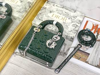 Colestore Dior Lady Dior Dark Green Shiny 17×7×15 cm