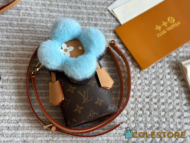 Colestore Louis Vuitton Vivienne Phone Pouch Azur Frost Blue 15 10cm  - 1