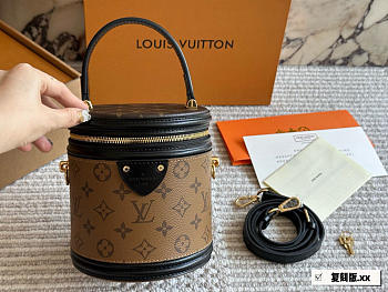 Colestore Louis Vuitton Monogram Reverse Cannes Vanity Bag Black 15 cm