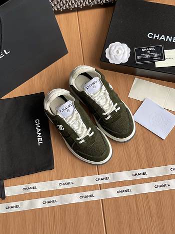 Colestore Chanel Classic Sports Shoes Green
