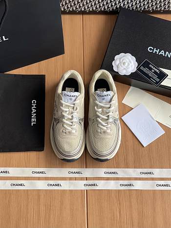 Colestore Chanel Sneaker Beige