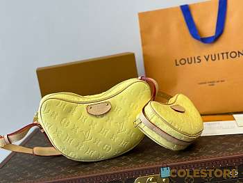 Colestore Louis Vuitton Croissant PM Chic And Yellow Monogram Vernis Embossed Cowhide Leather 25 x 15 cm