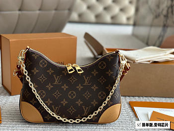 Colestore LOUIS VUITTON Boulogne Monogram 26 x 19 cm