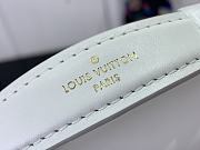 Colestore Louis Vuitton Wallet Chain Capucines White 12x4x23cm - 4