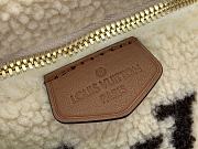 Colestore Louis Vuitton Bumbag Monogram Teddy Fleece 37x14x13cm - 2