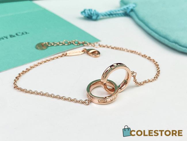 Colestore Tiffany Interlocking Circles Chain Bracelet in Rose Gold - 1