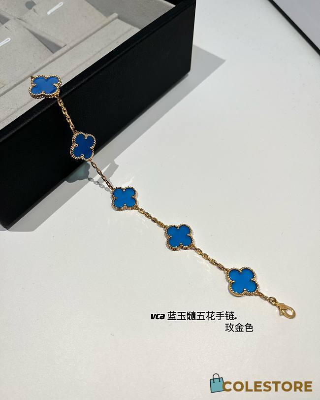Colestore Van Cleef & Arpels Vintage Alhambra 5 Motifs Blue Agate Yellow Gold Bracelet  - 1