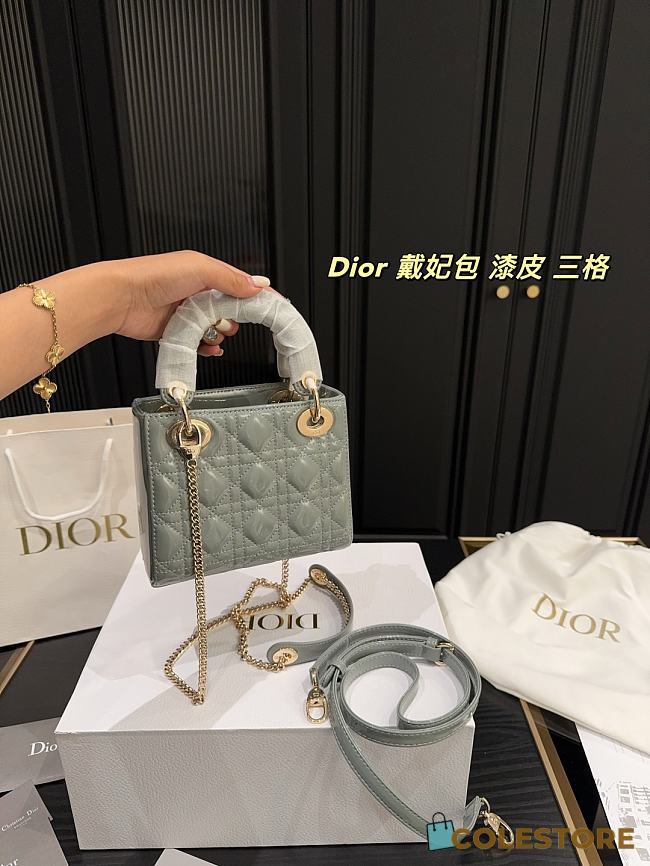 Colestore Dior Lady Dior Mini Bag In Shiny Leather Light Grey 17.14 cm  - 1