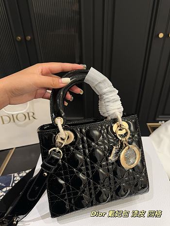 Colestore Dior Lady Dior Mini Bag In Shiny Leather Black 20.17 cm 