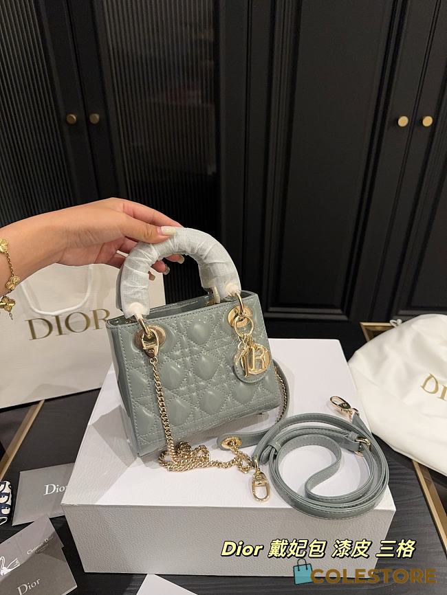 Colestore Dior Lady Dior Mini Bag In Shiny Leather Light Grey 20.17 cm  - 1
