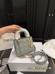 Colestore Dior Lady Dior Mini Bag In Shiny Leather Light Grey 20.17 cm  - 1