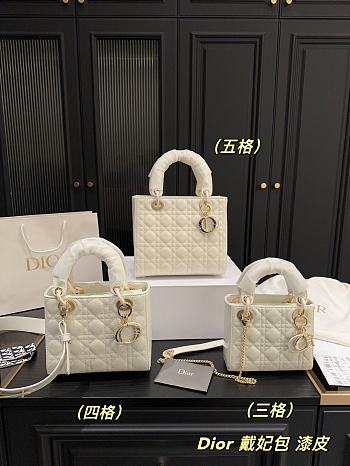 Colestore Dior Lady Dior Mini Bag In Shiny Leather White 23.20 cm
