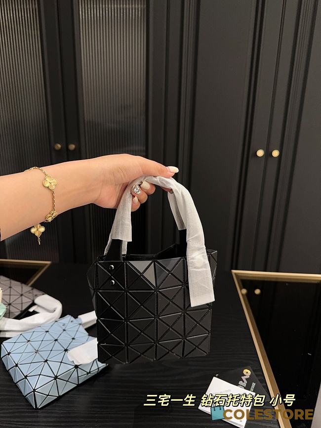Colestore BAO BAO ISSEY MIYAKE Black 16 x 15 cm - 1