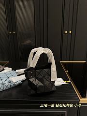 Colestore BAO BAO ISSEY MIYAKE Black 16 x 15 cm - 6