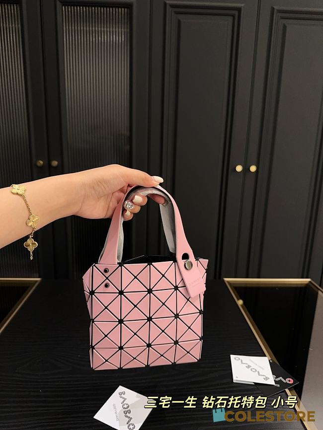 Colestore BAO BAO ISSEY MIYAKE Pink 16 x 15 cm - 1