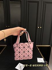 Colestore BAO BAO ISSEY MIYAKE Pink 16 x 15 cm - 1