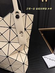 Colestore BAO BAO ISSEY MIYAKE Yellow Pastel 21 x 27 cm - 6