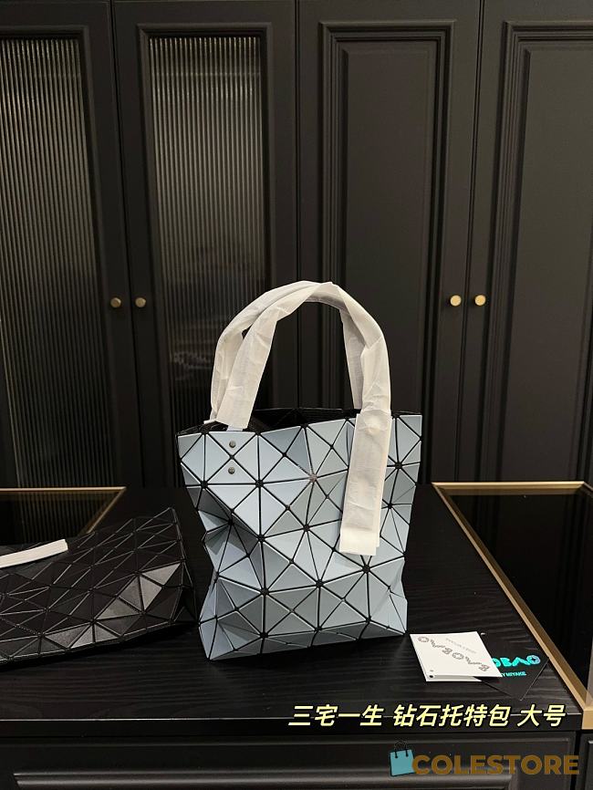 Colestore BAO BAO ISSEY MIYAKE Blue Pastel 21 x 27 cm - 1